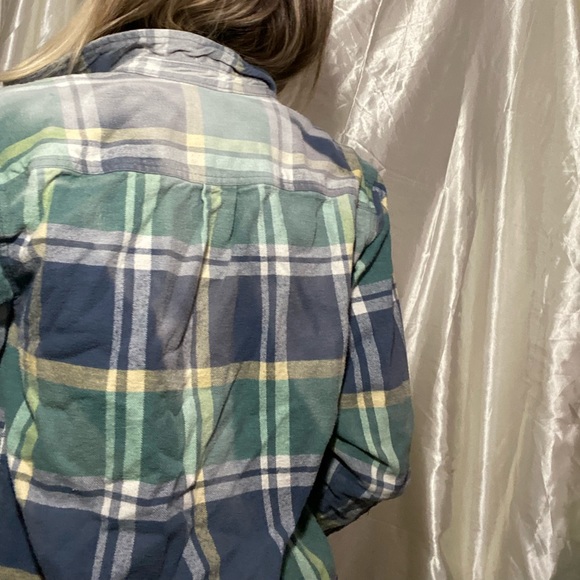 Free Assembly Flannel - Picture 2 of 6